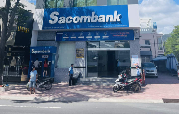 Sacombank lên tiếng vụ khách hàng tố bị mất 47 tỉ đồng - Ảnh 1.