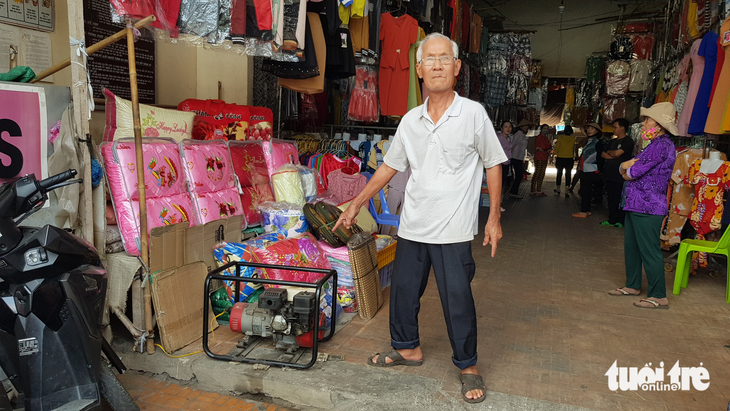 Tiểu thương Cái Dầu kêu cứu vì buôn bán trong cảnh ‘hai không’ - Ảnh 2.