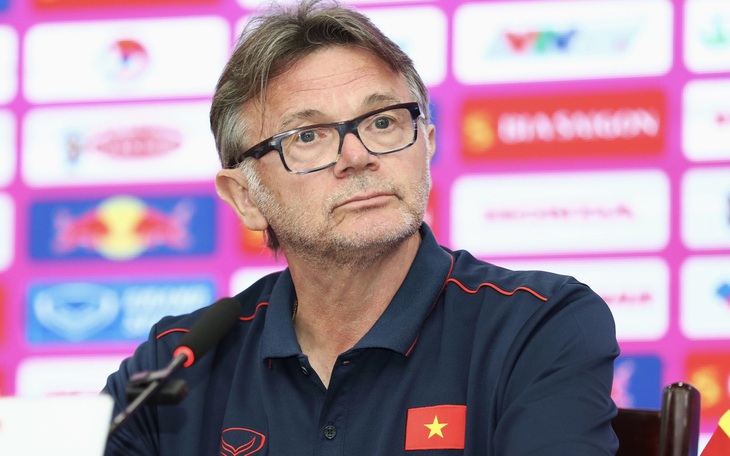 HLV Philippe Troussier: 