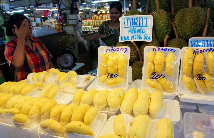 Sầu riêng được bày bán ở Chinatown tại Bangkok, Thái Lan.Ảnh: livingnomads.com