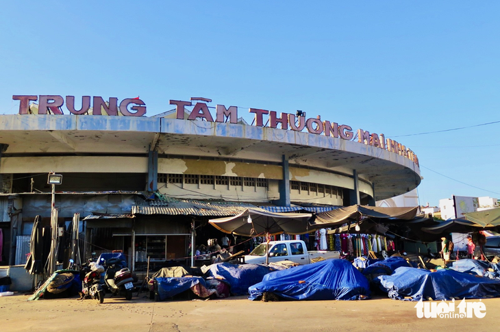 Bao giờ tháo dỡ chợ Đầm Tròn Nha Trang? - Ảnh 1.