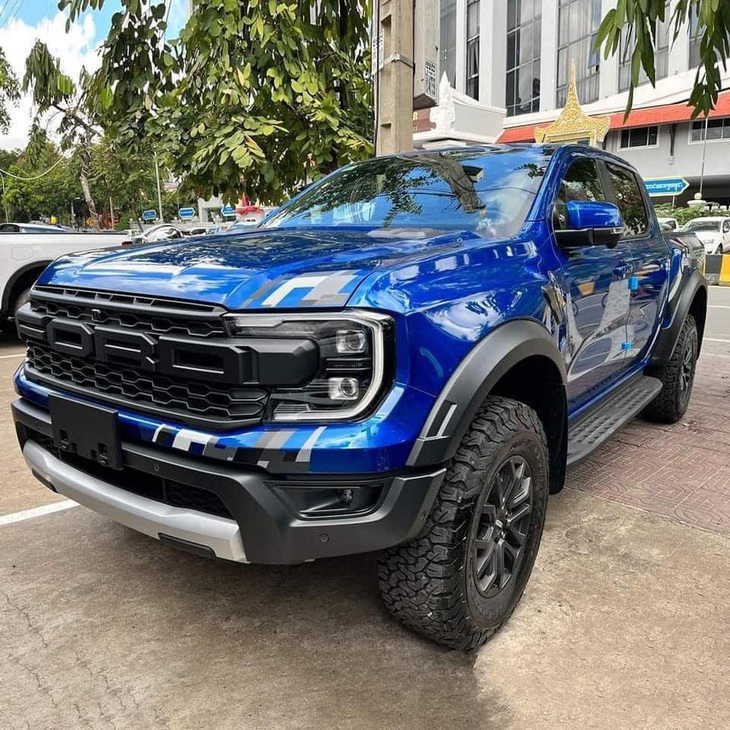 Ford Ranger Raptor 2023 về ‘nhỏ giọt’, khách hàng vẫn phải chờ màu hot - Ảnh 3.