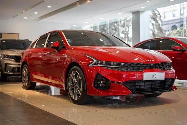 Kia K5 sắp được nâng cấp lớn: Xe Hàn thay nhanh thiết kế đấu Toyota Camry - Ảnh 1.