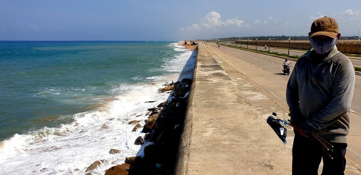 Xây kè biển bảo vệ sân bay Tuy Hòa - Ảnh 3.