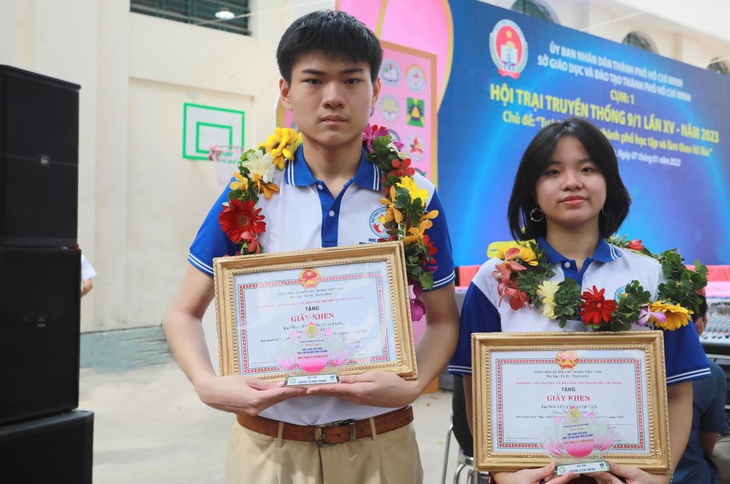 Asian School tiếp tục ghi dấu ấn trong kỳ thi học sinh giỏi TP.HCM - Ảnh 1.