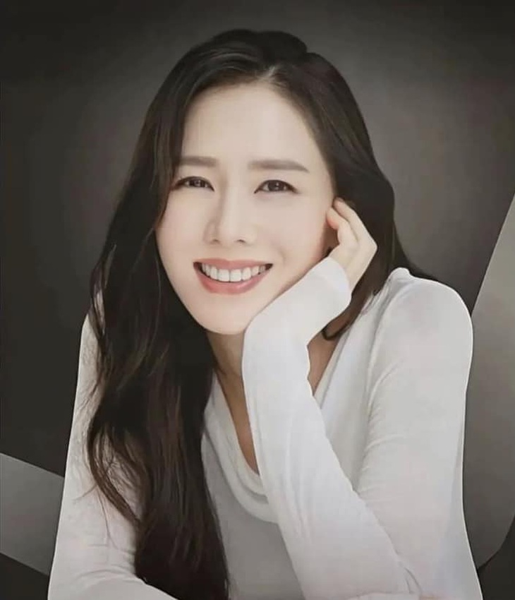 Sự nghiệp ấn tượng của Son Ye Jin: Tam đại ảnh hậu trẻ nhất Hàn Quốc - Ảnh 1.