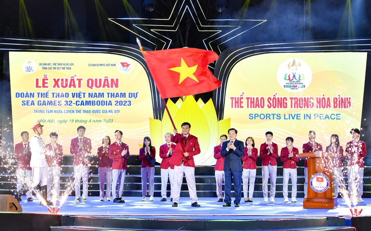 Đoàn thể thao Việt Nam lên đường dự SEA Games 32 - Ảnh 3.