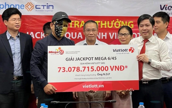 Trúng Vietlott hơn 91 tỉ đồng, nam doanh doanh báo ngay cho vợ - Ảnh 2.