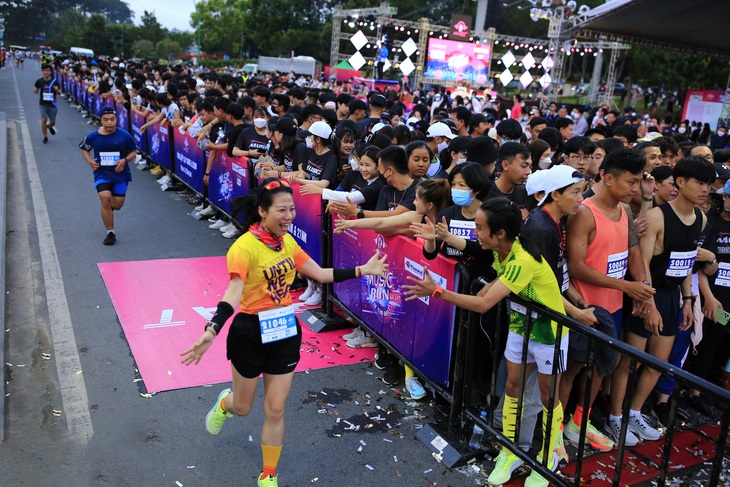 Dịp lễ 30-4: Đà Lạt không cháy phòng, nhiều điểm vui chơi trong tuần lễ vàng du lịch - Ảnh 2.