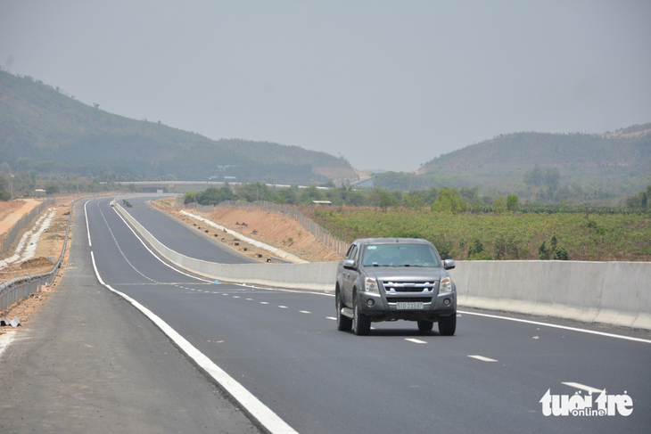 Kiến nghị giảm tốc độ cao tốc Phan Thiết - Dầu Giây khi khai thác tạm - Ảnh 1.