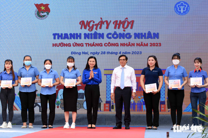 Một bộ phận thanh niên công nhân đang gặp khó khăn trong cuộc sống - Ảnh 3.