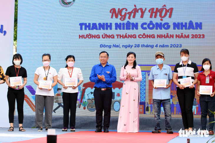 Một bộ phận thanh niên công nhân đang gặp khó khăn trong cuộc sống - Ảnh 4.