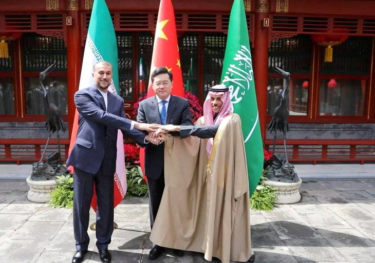 Iran, Saudi Arabia sang Trung Quốc bắt tay làm hòa và hợp tác - Ảnh 1.