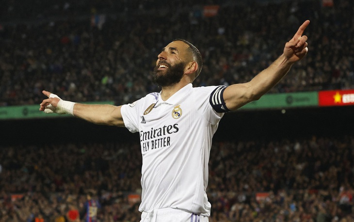 Benzema tỏa sáng trong trận bán kết lượt về Cúp nhà vua - Ảnh: REUTERS