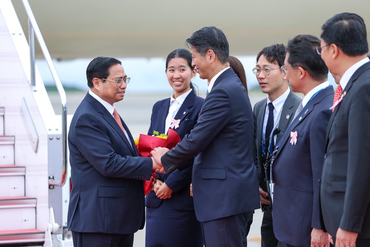 Thủ tướng Phạm Minh Chính đến Hiroshima, lịch trình bận rộn từ ngày đầu tiên - Ảnh 3.