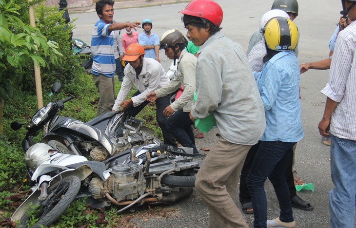 Đề nghị kỷ luật Ban Thường vụ Huyện ủy Sơn Tây nhiệm kỳ 2010-2015 - Ảnh 1.