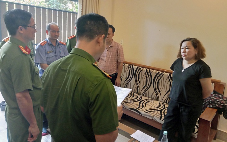 Chủ tịch Công ty vàng Phú Cường bị bắt vì vận chuyển tiền qua biên giới - Ảnh 2.