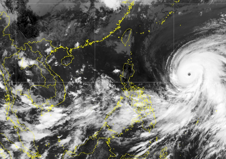 Siêu bão Mawar có đi vào Biển Đông? - Ảnh 1.