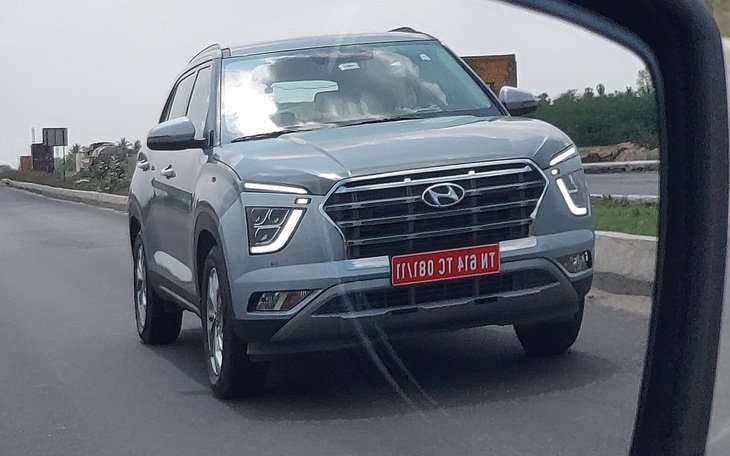 Hyundai Creta bản thuần điện trên phố: Khác bản bán ở Việt Nam