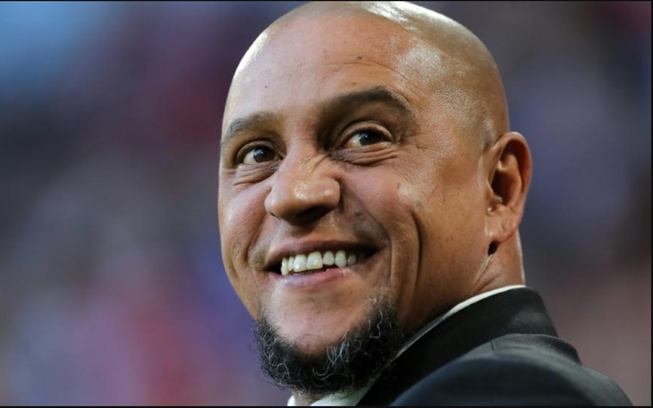 Huyền thoại Roberto Carlos 'đi ngủ nhờ' trong lúc chờ ly dị vợ  - Ảnh 2.