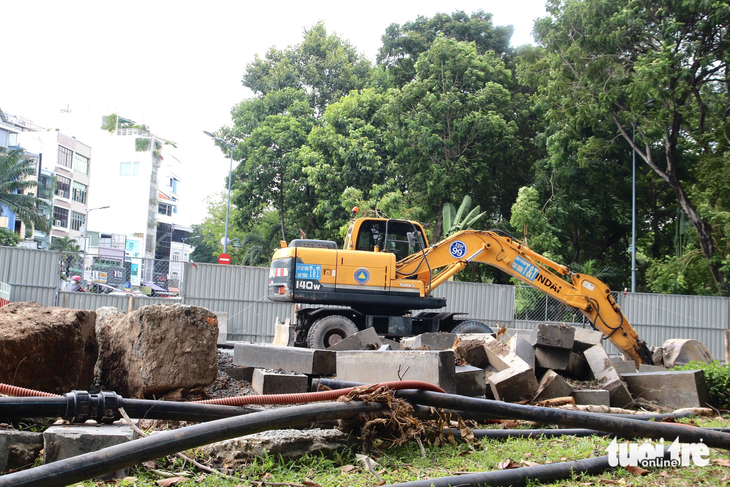 Một phần công viên Hoàng Văn Thụ được dùng mở rộng đường cửa ngõ sân bay Tân Sơn Nhất - Ảnh 1.