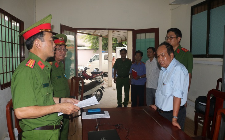 Bắt cựu phó giám đốc quỹ tín dụng ký duyệt cho vay khống