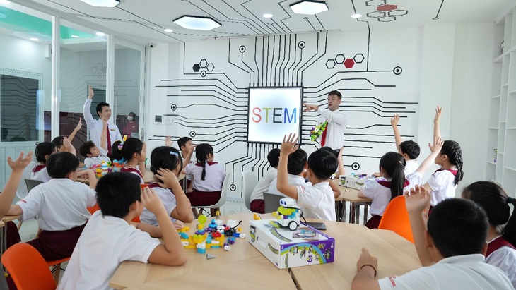Khám phá, phát triển năng khiếu tại khóa hè quốc tế Summer Camp 2023 - Ảnh 2. Khám phá, phát triển năng khiếu tại khóa hè quốc tế Summer Camp 2023 - Ảnh 2.