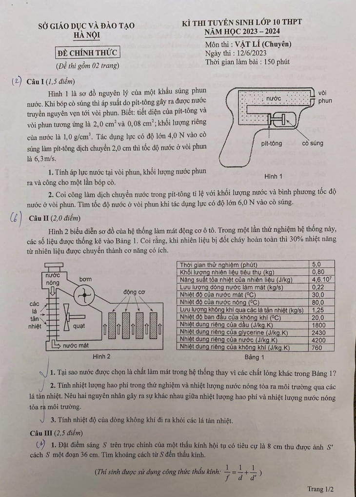 Sai sót hiếm gặp: Tổng điểm đề thi lớp 10 chuyên vật lý ở Hà Nội chỉ có 9,5 - Ảnh 1.