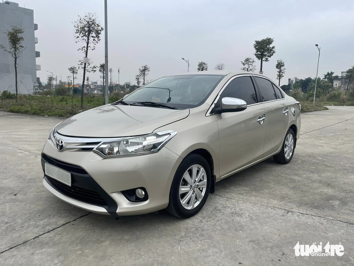 Chủ xe Toyota Vios mua trúng taxi cũ, va chạm mới biết sự thật - Ảnh 1.