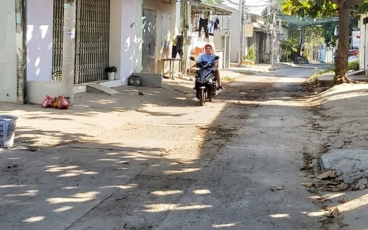 Khởi tố 2 cựu cán bộ ở Đà Nẵng làm giả con dấu, tài liệu - Ảnh 3.