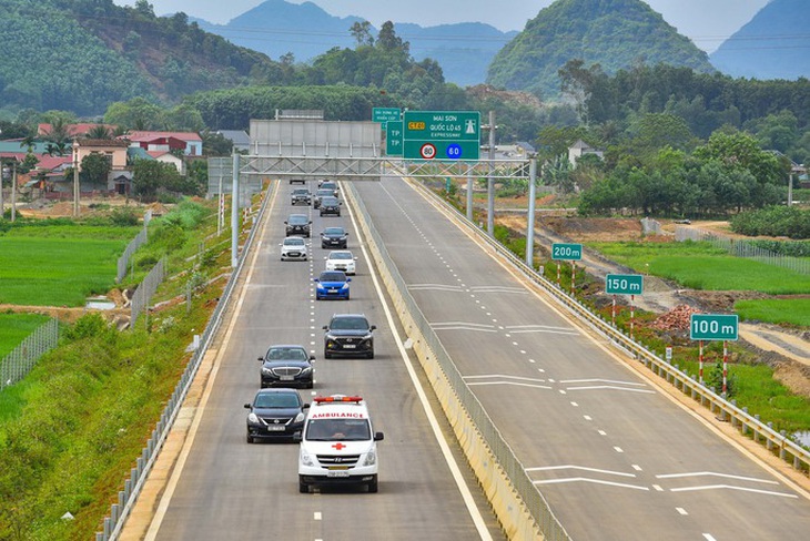 Sẽ xử lý hình sự nếu sai phạm trong thanh, quyết toán vật liệu đắp nền cao tốc Mai Sơn - quốc lộ 45 - Ảnh 3.