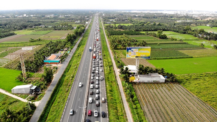 Xây dựng quy chuẩn đường cao tốc đảm bảo chất lượng, hiệu quả - Ảnh: M.TRƯỜNG