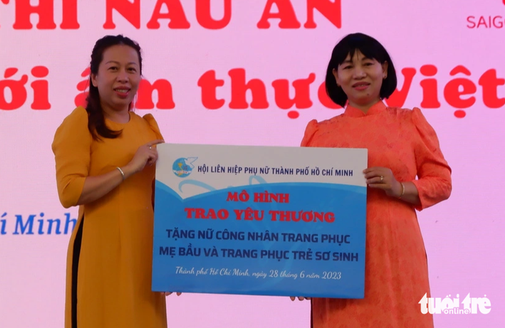 TP.HCM tuyên dương 50 gia đình văn hóa, hạnh phúc - Ảnh 2.