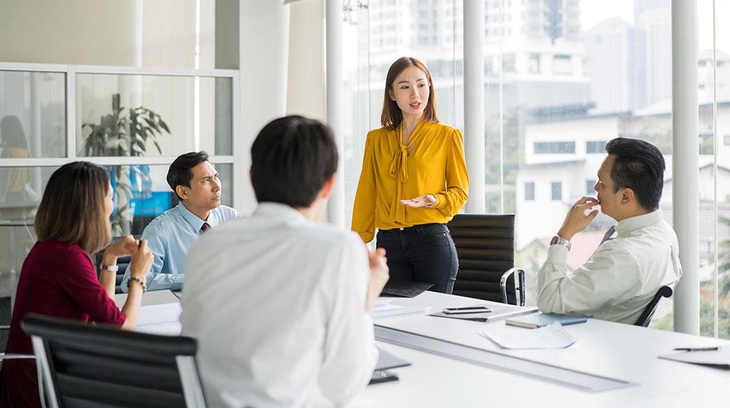 Team leader là người đứng đầu một đội nhóm, chịu trách nhiệm quản lý và điều phối công việc - Ảnh: Internet