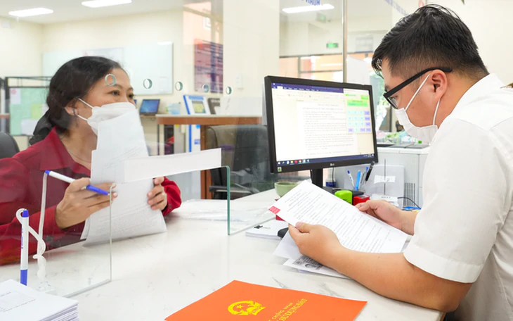 TP.HCM lấy ý kiến về lệ phí cấp sổ hồng, phí đăng ký thế chấp và trích lục thông tin nhà đất - Ảnh 3.