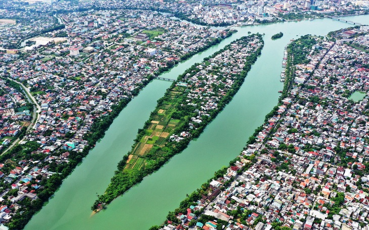  Huế dự chi 2.200 tỉ đồng xây cầu bắc qua cồn Hến giữa sông Hương  - Ảnh 1.