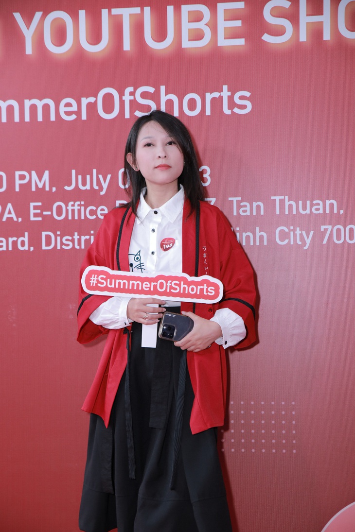 Thiên An hội ngộ loạt YouTuber tại sự kiện Grow with YouTube Shorts - Ảnh 1. Thiên An hội ngộ loạt YouTuber tại sự kiện Grow with YouTube Shorts - Ảnh 1.