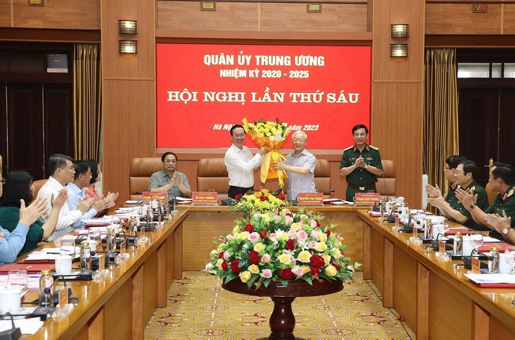 Tổng bí thư, Bí thư Quân ủy Trung ương Nguyễn Phú Trọng chủ trì Hội nghị lần thứ 6, nhiệm kỳ 2020 - 2025 của Quân ủy Trung ương - Ảnh: TTXVN