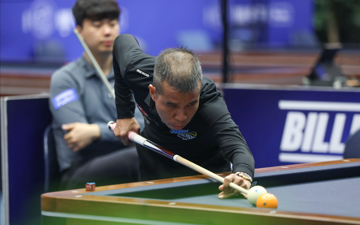 Trần Quyết Chiến vô địch Billiards Carom 3 băng World Cup Porto