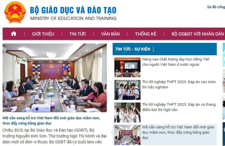 Cổng thông tin điện tử Bộ Giáo dục và Đào tạo tại địa chỉ https://moet.gov.vn/Pages/home.aspx