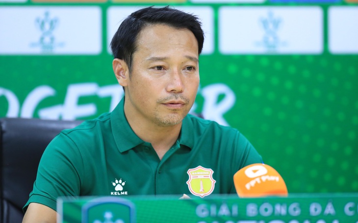 HLV Nam Định: "Công An Hà Nội không có chiều sâu đội hình"