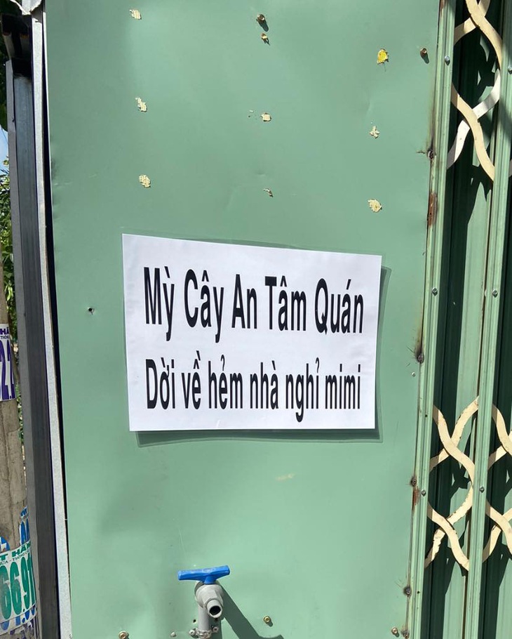 Chủ quán tâm lý.