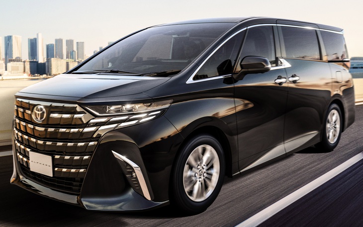 Toyota Alphard đời mới sắp có bản chạy 100km không cần đổ xăng