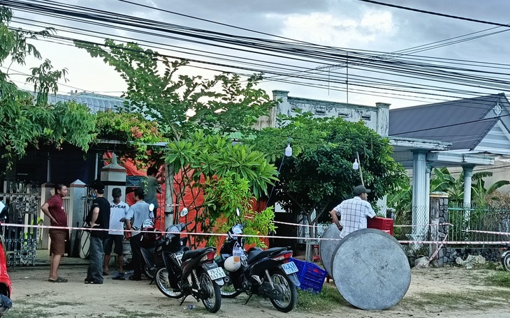 Vụ 4 thi thể mẹ con trong nhà: Công an nói có "lóe sáng" về hướng điều tra