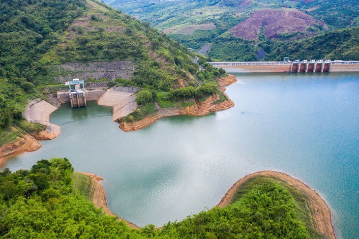 Hồ thủy điện Đồng Nai 3 phát huy vai trò cắt giảm lũ cho hạ du - Ảnh:  THANH THIÊN