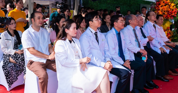 Phòng khám thẩm mỹ NAKiSA khai trương tại TP.HCM - Ảnh 5.