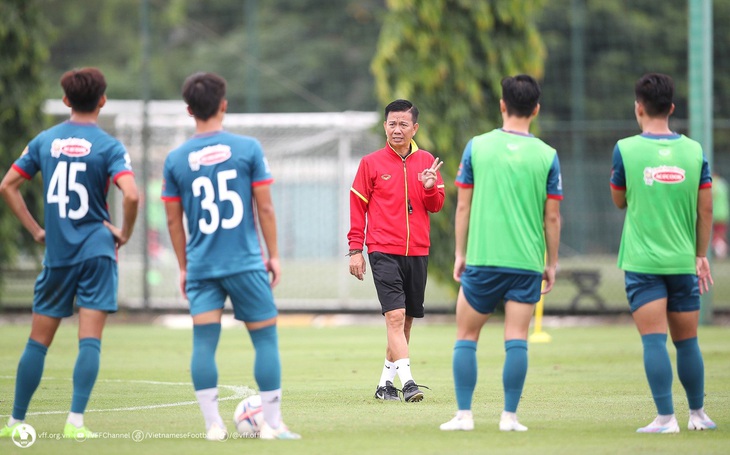 Đội tuyển Olympic Việt Nam đã có mặt tại Hàng Châu ngày 16-9 để tranh tài tại Asiad 19 - Ảnh: VFF