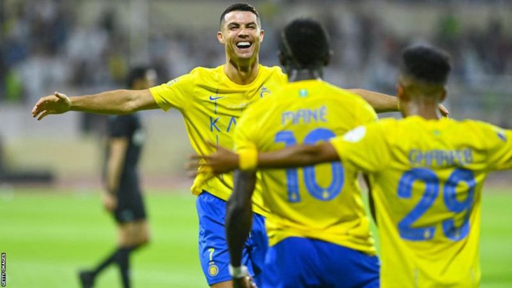 Ronaldo đã ghi bàn thắng thứ 7 trong 4 trận liên tiếp cho Al-Nassr - Ảnh: Getty Images