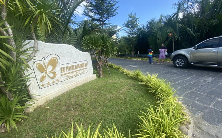 Thể hiện 'sao lố', nhiều khách sạn ở Đà Nẵng bị buộc liên hệ với Agoda, Booking để gỡ xếp hạng - Ảnh 2.