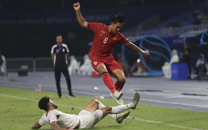 Lịch thi đấu bóng đá nam Asiad 19 ngày 24-9: Olympic Việt Nam đấu Saudi Arabia